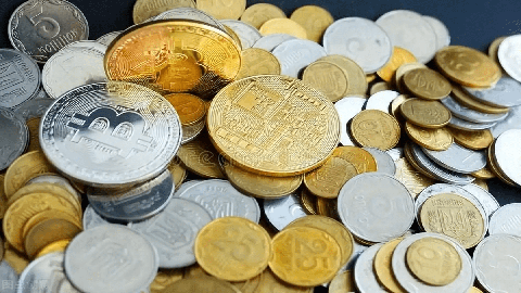 圣诞节倒计时3天：黄金白银价格破纪录-比特币将冲击什么价位